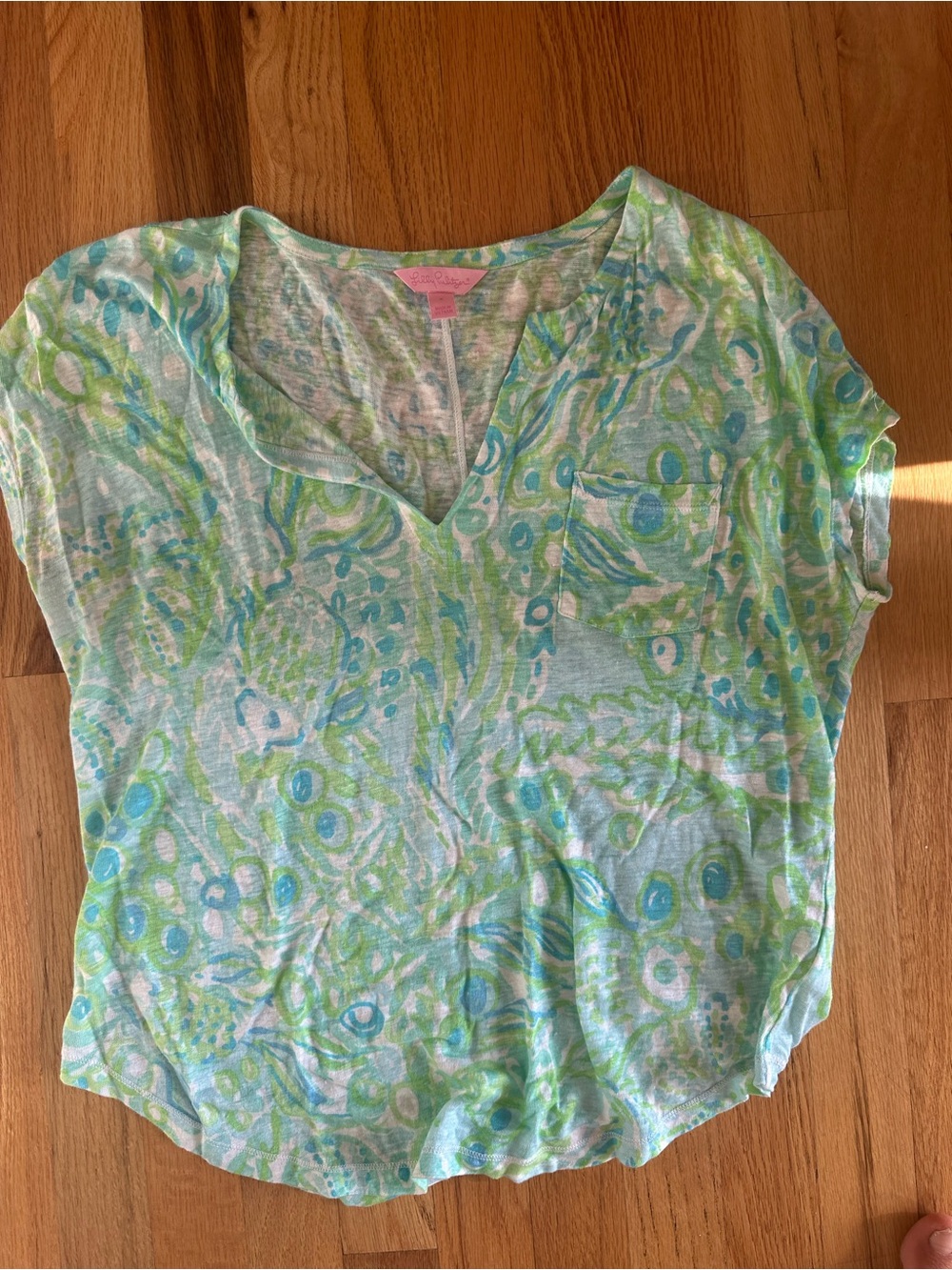 Lilly Pulitzer Lightweight Green & Blue Patterned V-Neck Tee